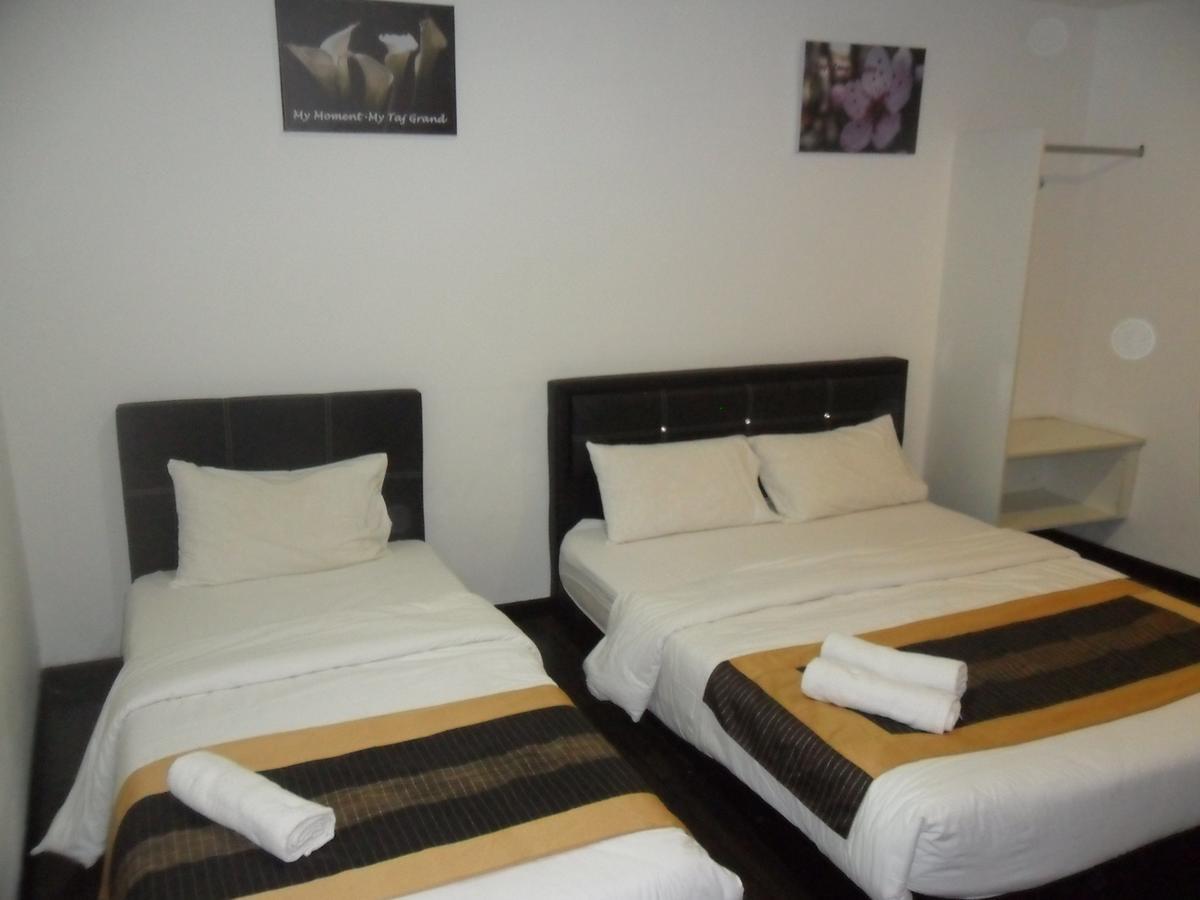 Hotel Taj Grand 2*